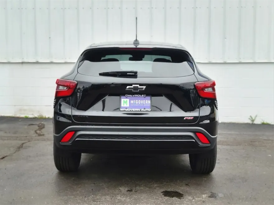 2025 Chevrolet Trax photo 1