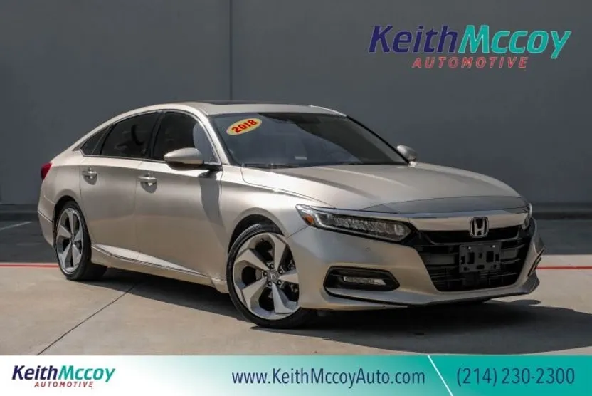 2018 Honda Accord Touring photo 1