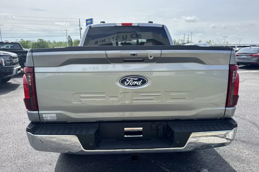 2025 Ford F-150 XLT photo 1