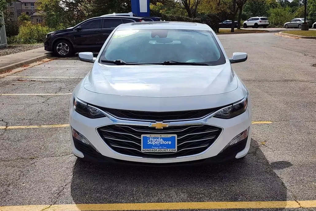 2023 Chevrolet Malibu 1LT photo 1