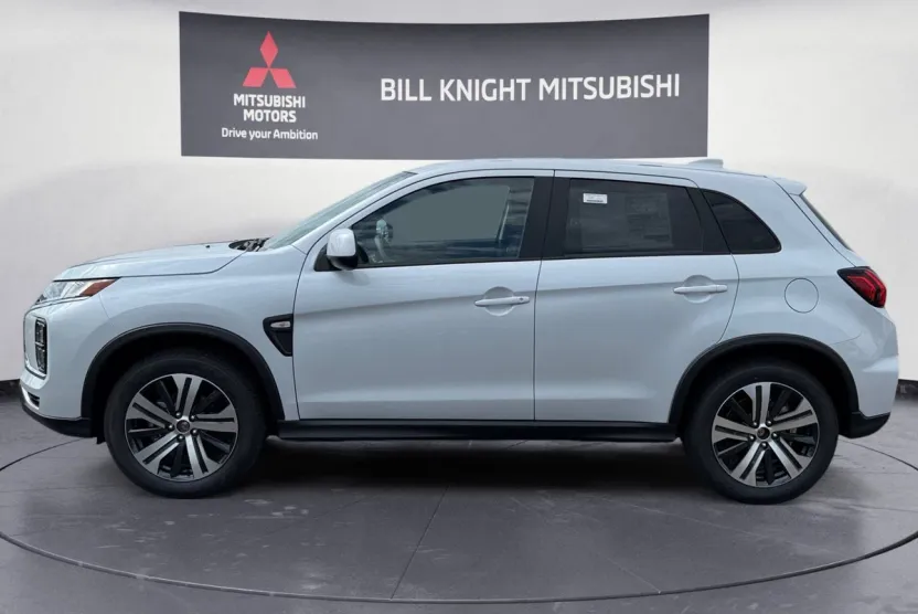 2025 Mitsubishi Outlander Sport ES photo 1