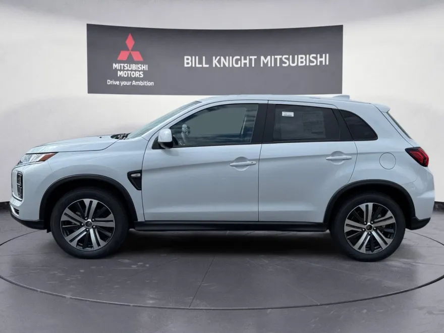2025 Mitsubishi Outlander Sport ES photo 1