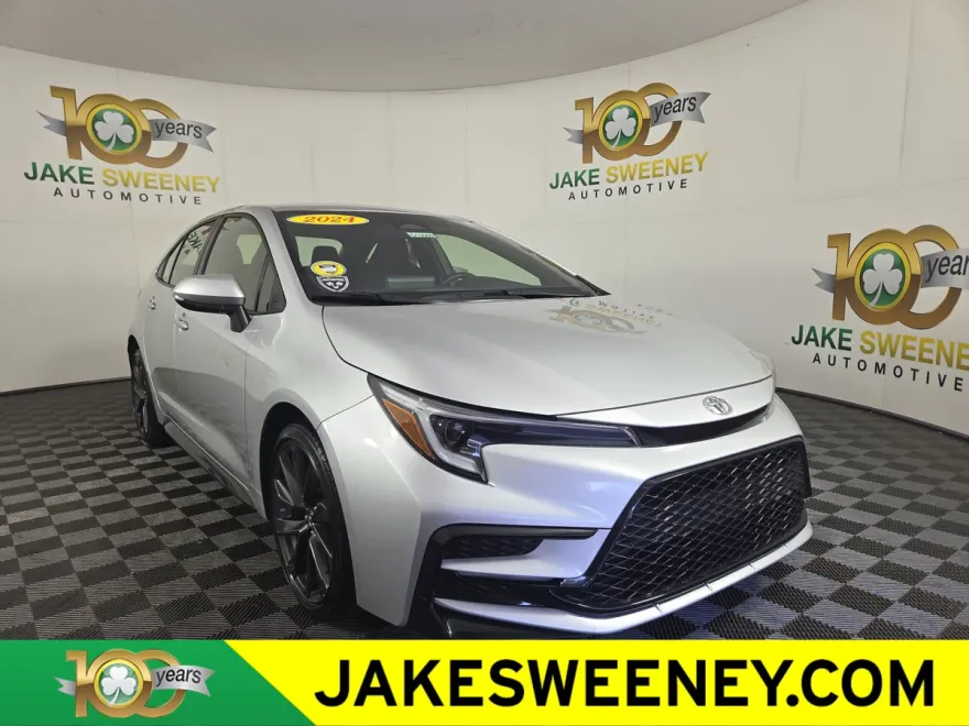 2024 Toyota Corolla SE photo 1