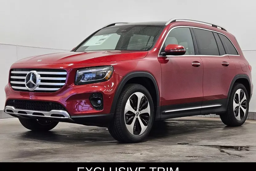 2026 Mercedes Benz GLB 250 4MATIC photo 1