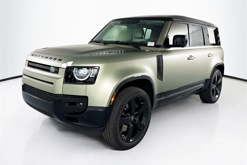 2025 Land Rover Defender 110 X-Dynamic SE photo 1