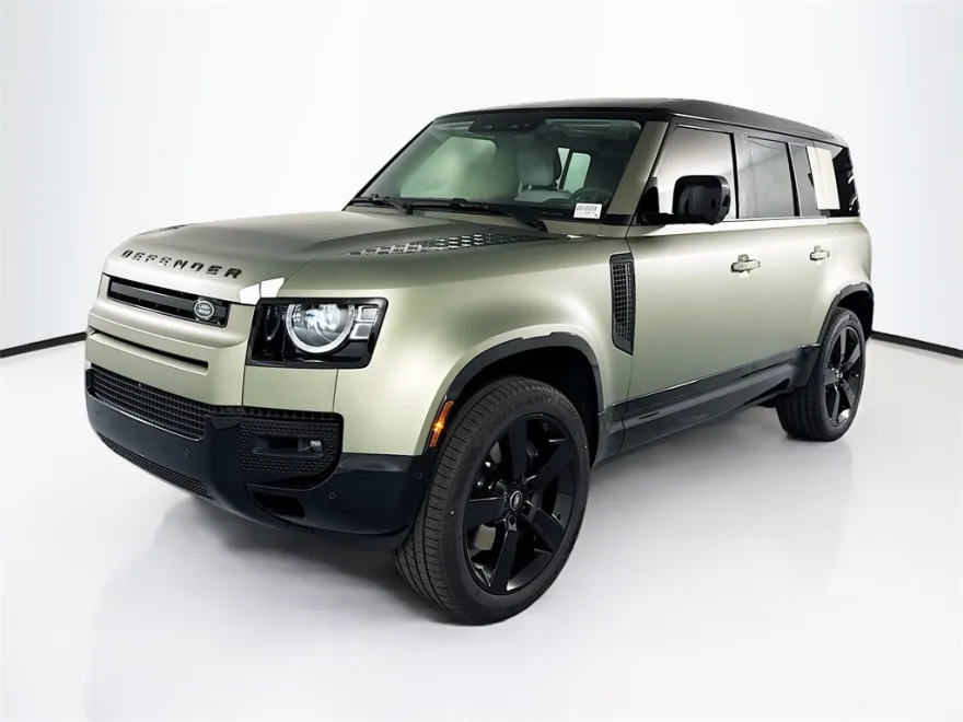 2025 Land Rover Defender 110 X-Dynamic SE photo 1