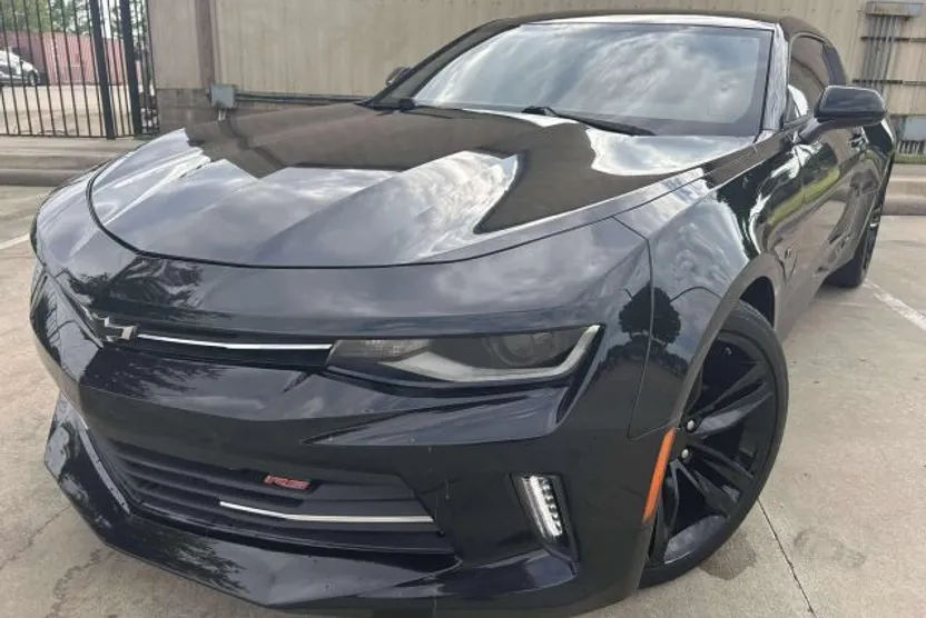 2016 Chevrolet Camaro Coupe photo 1