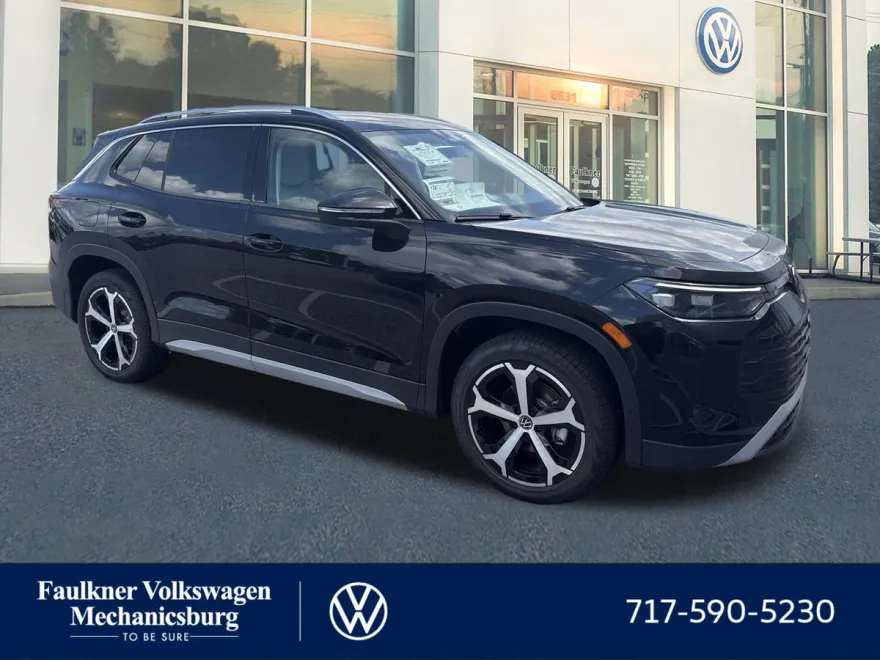 2025 Volkswagen Tiguan SE photo 1
