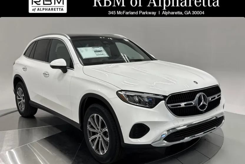 2026 Mercedes Benz GLC 300 4MATIC photo 1