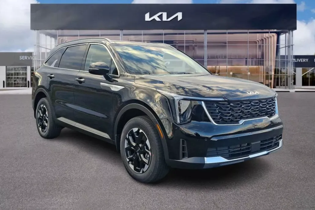 2025 Kia Sorento S photo 1
