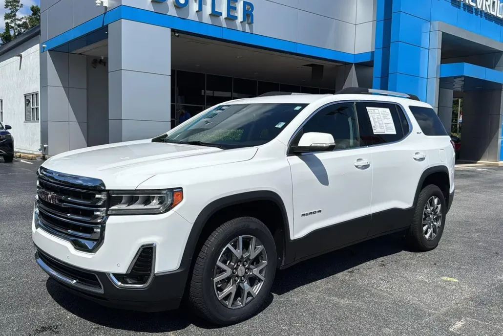 2023 Gmc Acadia SLT photo 1