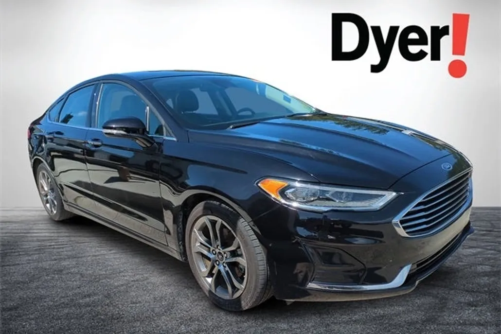 2020 Ford Fusion SEL photo 1