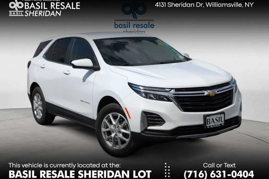 2022 Chevrolet Equinox LT photo 1
