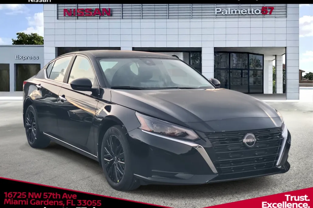 2025 Nissan Altima SV photo 1