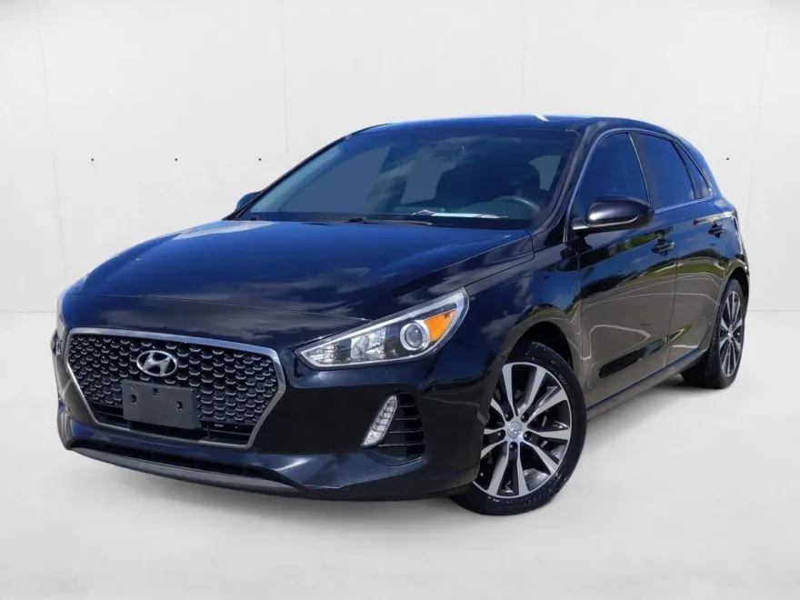 2018 Hyundai Elantra GT Base photo 1