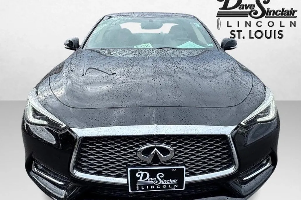 2018 Infiniti Q60 3.0t Luxe photo 1