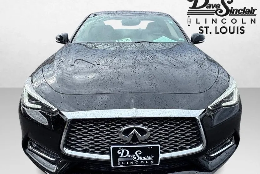 2018 Infiniti Q60 3.0t Luxe photo 1