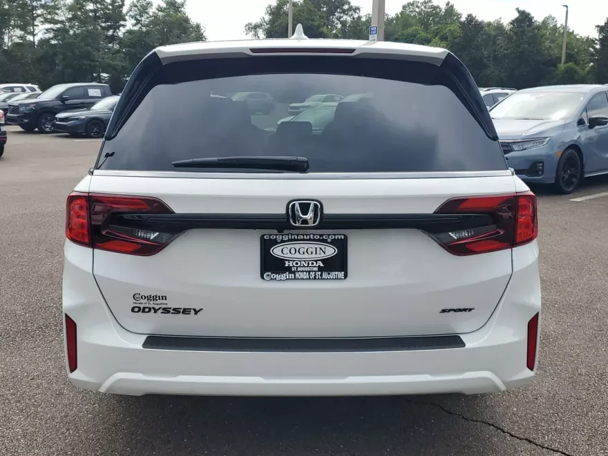 2026 Honda Odyssey photo 1