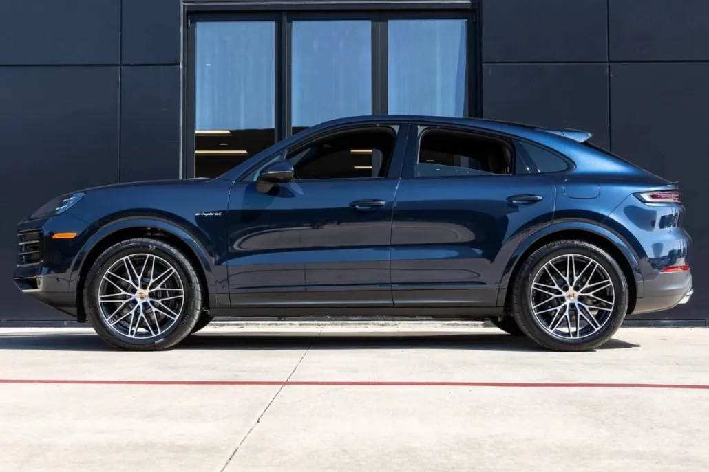 2026 Porsche Cayenne E-Hybrid Coupe photo 1