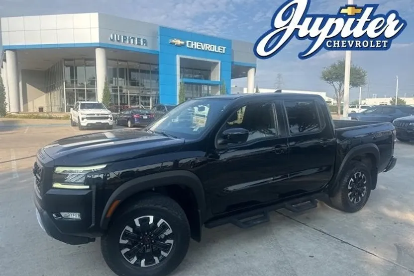 2023 Nissan Frontier Crew Cab PRO-4X photo 1