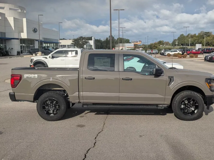 2025 Ford F-150 STX photo 1