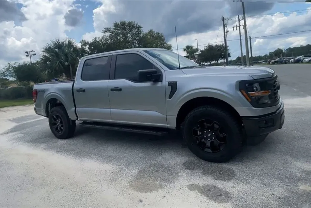 2025 Ford F-150 STX photo 1