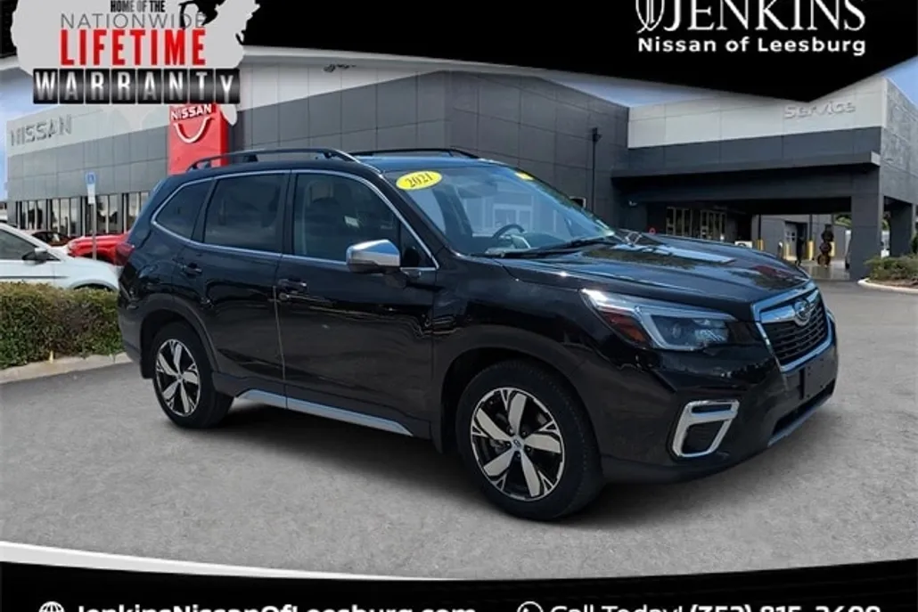 2021 Subaru Forester Touring photo 1