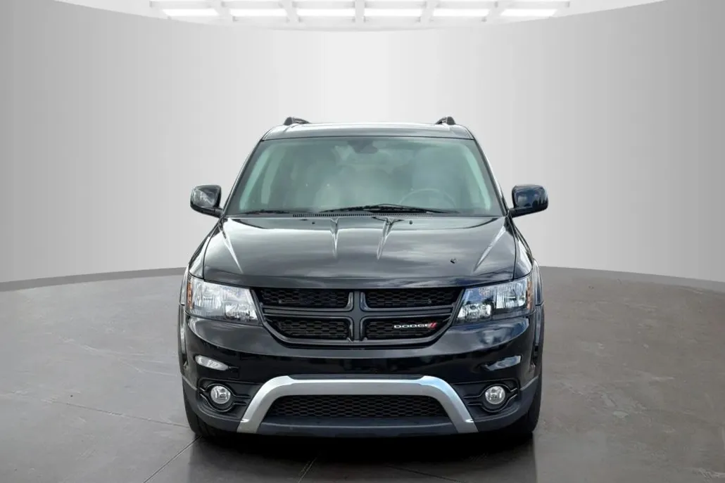 2020 Dodge Journey Crossroad photo 1