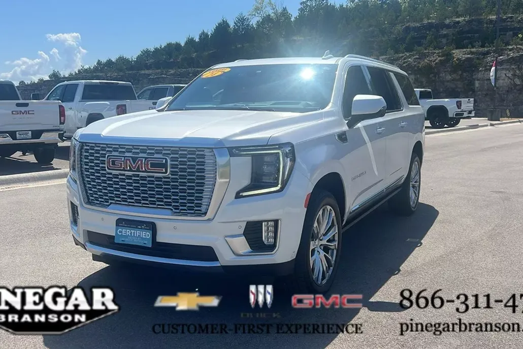 2024 Gmc Yukon XL Denali photo 1