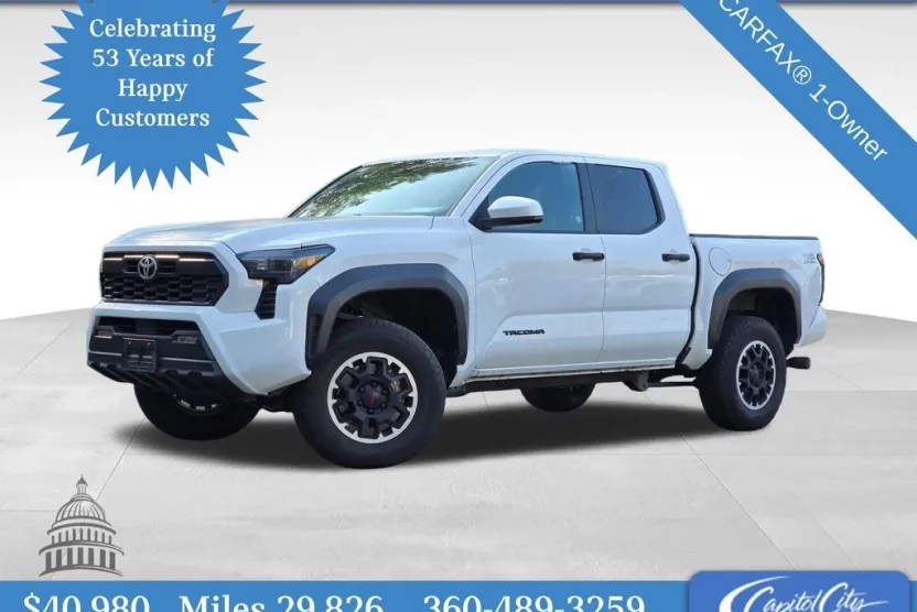 2024 Toyota Tacoma TRD Off-Road photo 1