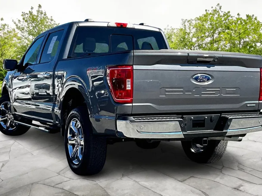 2022 Ford F-150 XLT photo 1