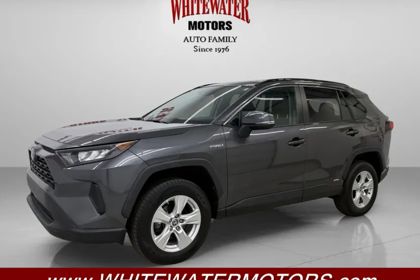 2021 Toyota RAV4 Hybrid LE photo 1