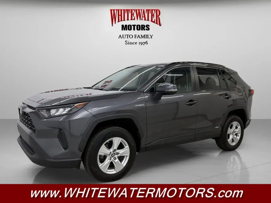 2021 Toyota RAV4 Hybrid LE photo 1