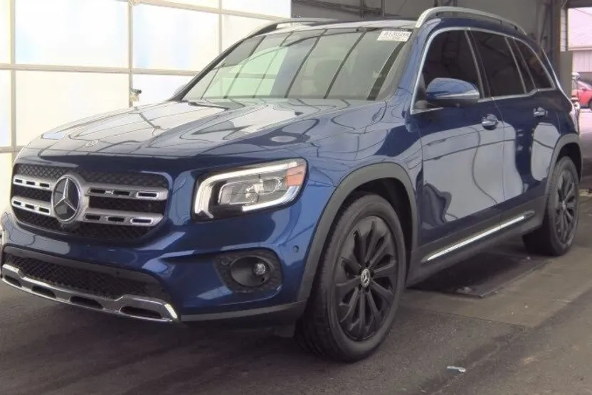 2020 Mercedes Benz GLB 250 4MATIC photo 1