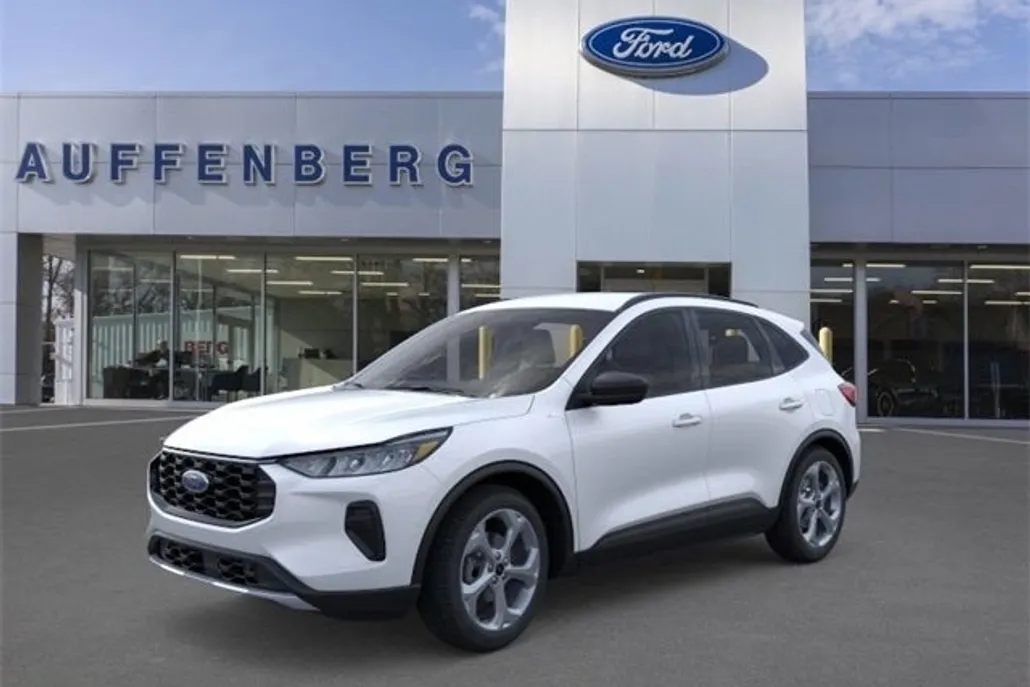 2025 Ford Escape ST-Line photo 1