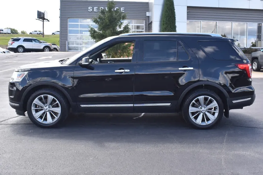 2018 Ford Explorer Limited photo 1