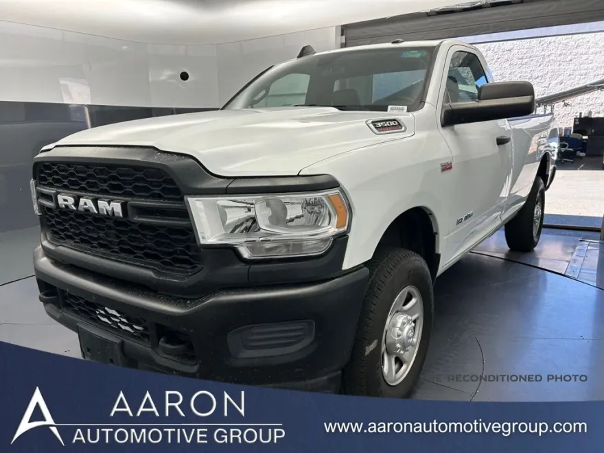 2022 Ram 3500 Tradesman photo 1