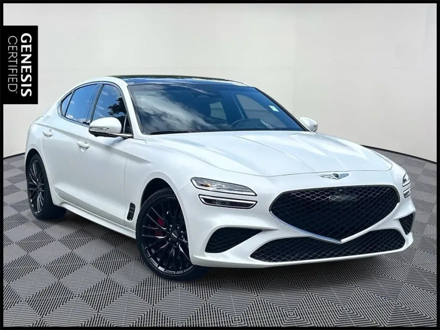 2022 Genesis G70 3.3T Launch Edition photo 1