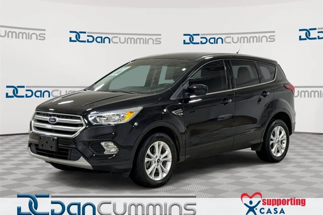 2019 Ford Escape SE photo 1
