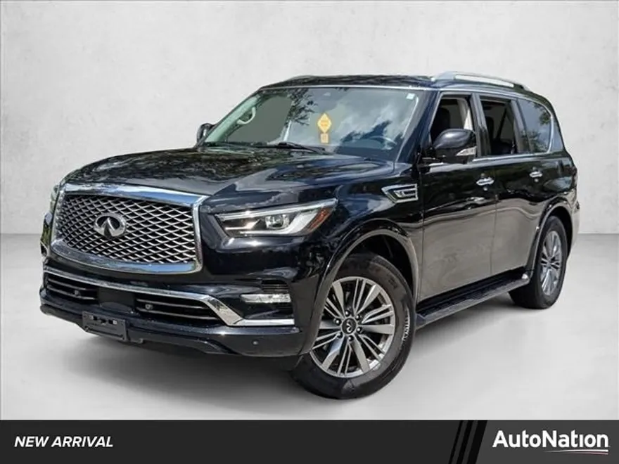 2021 Infiniti QX80 Luxe photo 1