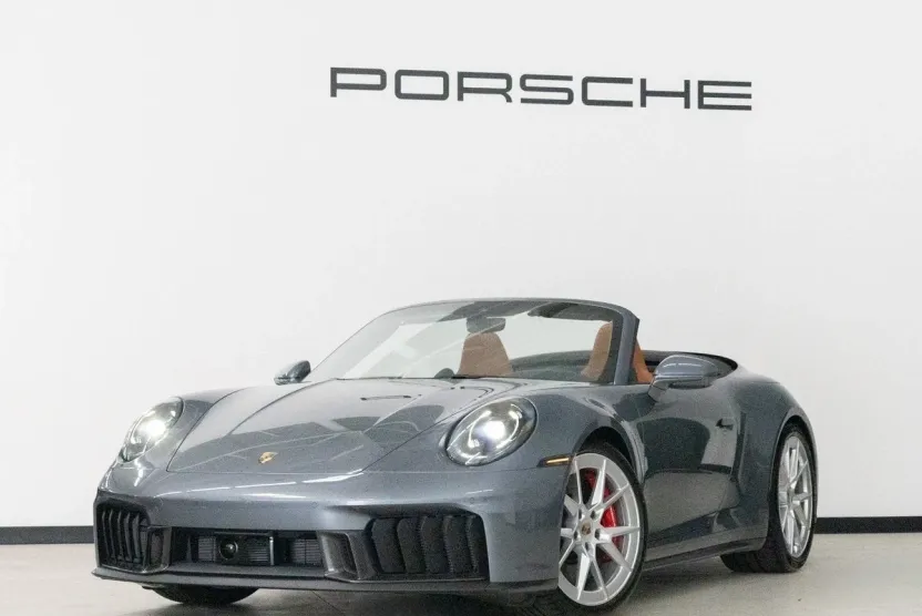 2026 Porsche 911 GTS photo 1