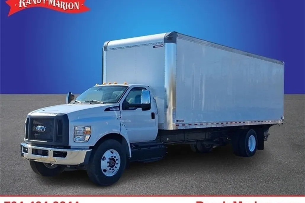 2023 Ford F-650 photo 1