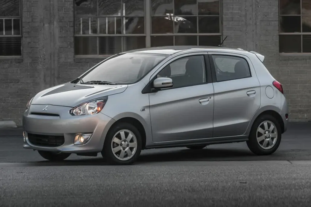 2015 Mitsubishi Mirage DE photo 1