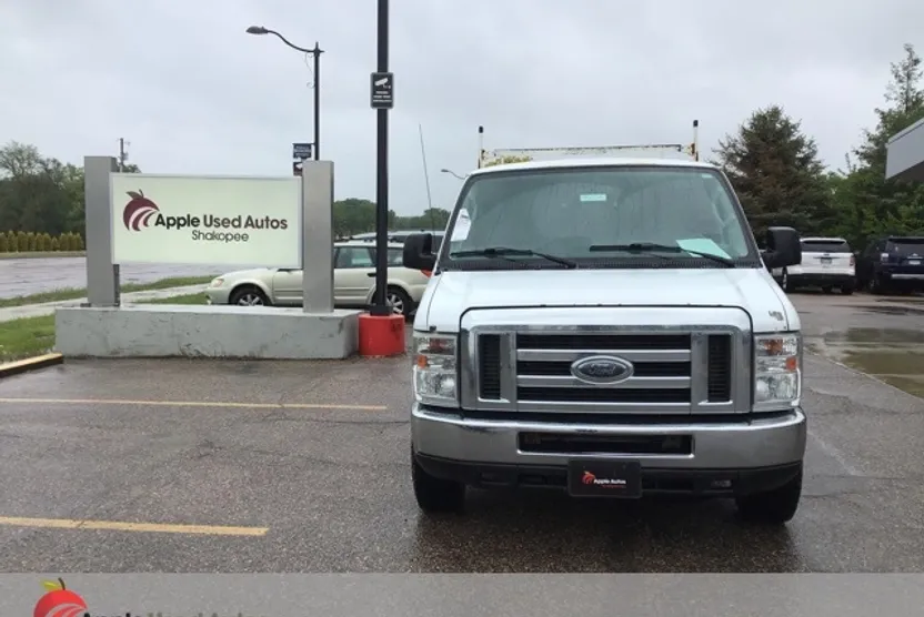 2013 Ford E-250 photo 1