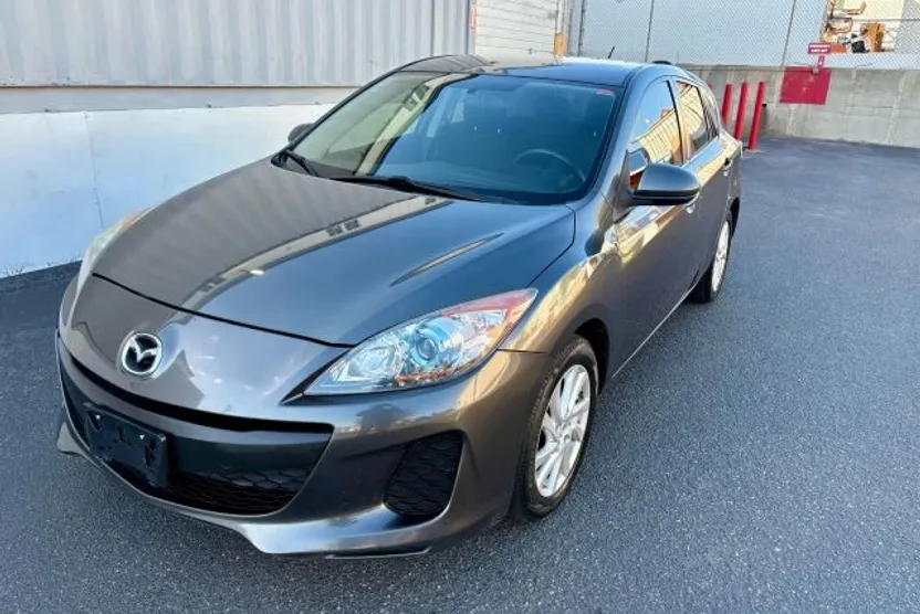 2012 Mazda Mazda3 Touring Hatchback photo 1