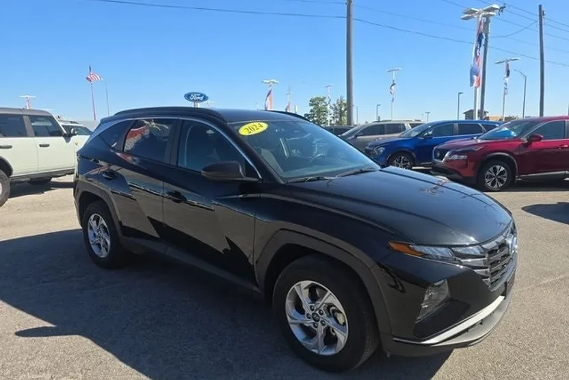 2024 Hyundai Tucson SEL photo 1