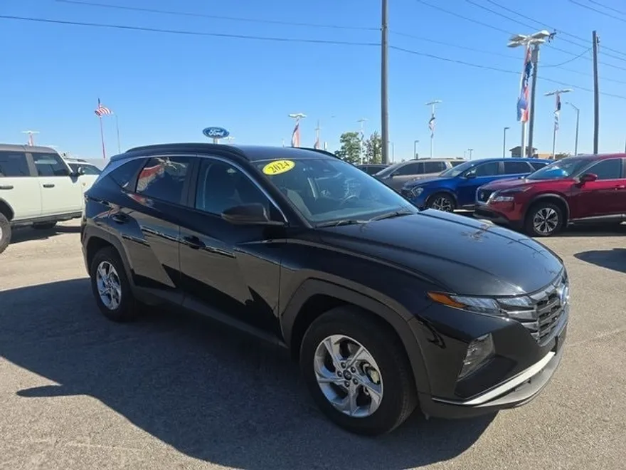 2024 Hyundai Tucson SEL photo 1