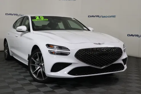2025 Genesis G70 2.5T photo 2