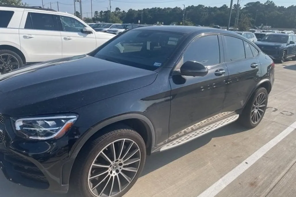 2023 Mercedes Benz GLC 300 4MATIC photo 1