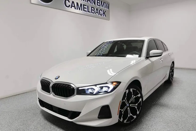 2025 Bmw 330i photo 1